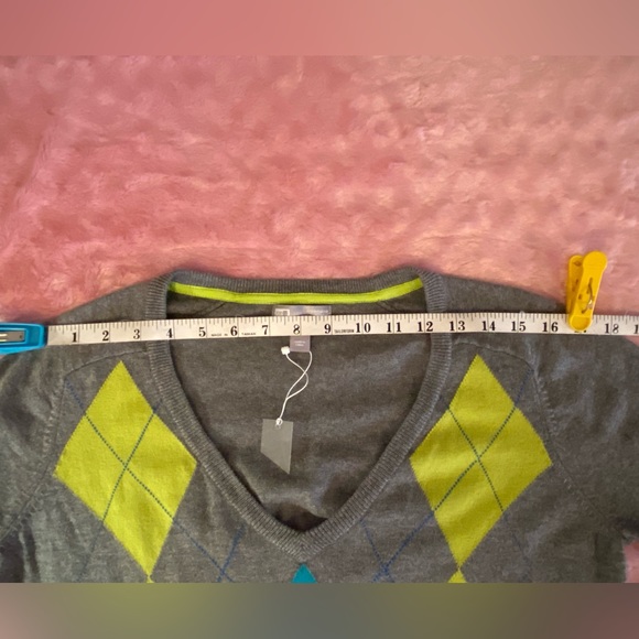 JCP V-Neck Argyle Sweater - Picture 8 of 13